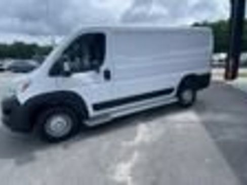 Used 2025 RAM ProMaster 2500 w/ U-Haul Equipment Group FWD image 4
