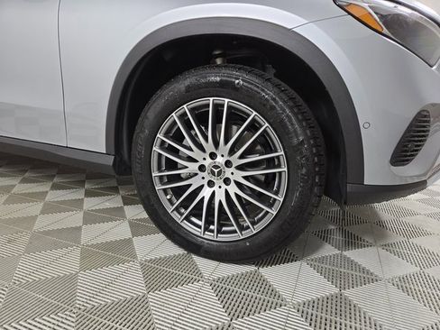 Certified 2025 Mercedes-Benz GLC 300 4MATIC image 2