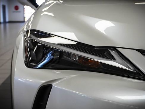Certified 2025 Lexus UX 300h FWD w/ Accessory Package (Z2) image 29