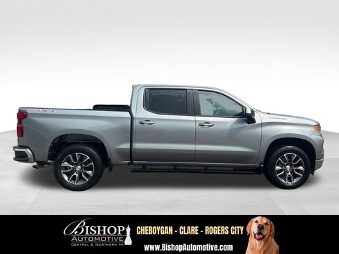 Used 2023 Chevrolet Silverado 1500 LT AWD/4WD image 12