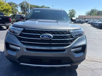 Used 2024 Ford Explorer XLT w/ Equipment Group 202A AWD/4WD video 3