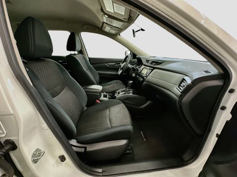 Used 2018 Nissan Rogue S AWD/4WD image 31