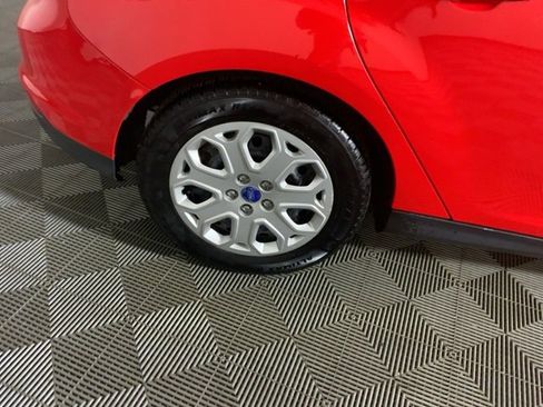 Used 2012 Ford Focus SE image 37