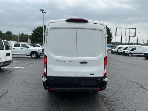 Used 2024 Ford Transit 250 148 Medium Roof RWD image 7