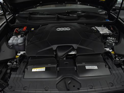 Used 2025 Audi Q8 Premium Plus w/ Premium Plus Package AWD/4WD image 38