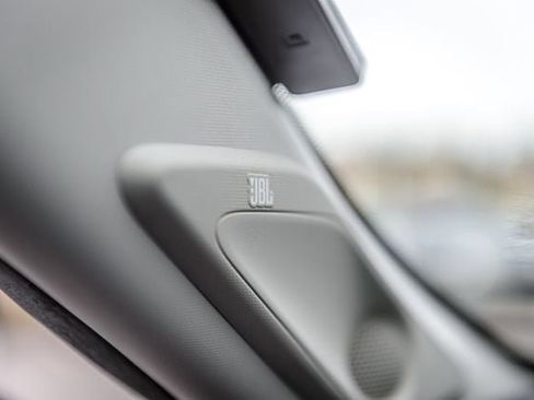 Used 2020 Toyota RAV4 Limited image 36