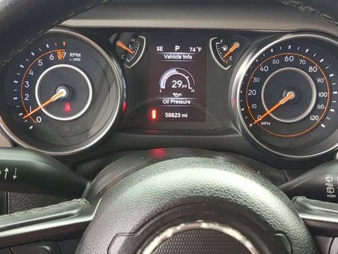 Used 2020 Jeep Wrangler Sport AWD/4WD image 19
