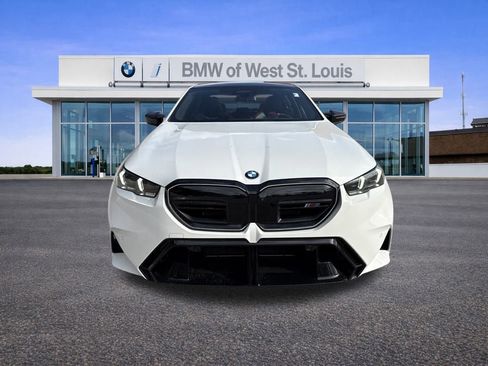 New 2026 BMW M5 Base image 8