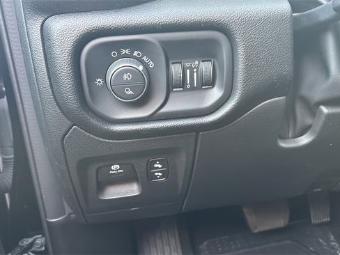 Used 2025 RAM 1500 Laramie w/ Sport Appearance Package image 13