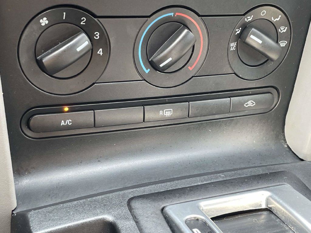 Used 2007 Ford Mustang GT RWD image 32