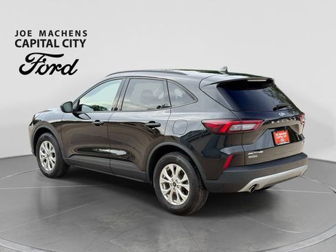Used 2025 Ford Escape Active w/ Tech Pack #1 AWD/4WD image 7