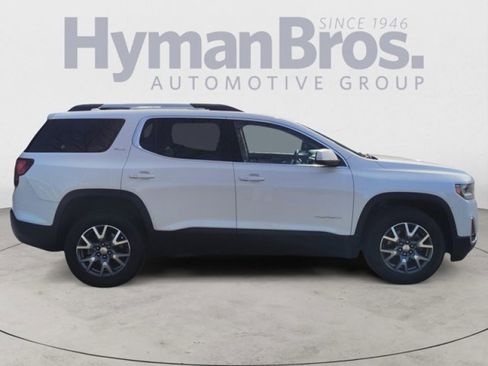 Used 2023 GMC Acadia SLT w/ Technology Package AWD/4WD image 2