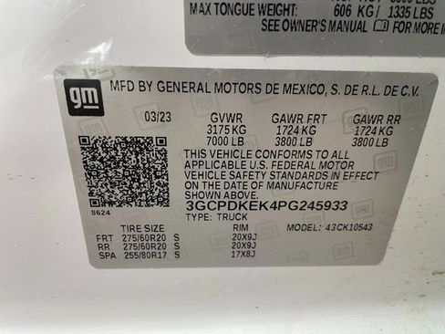 Used 2023 Chevrolet Silverado 1500 LT AWD/4WD image 26