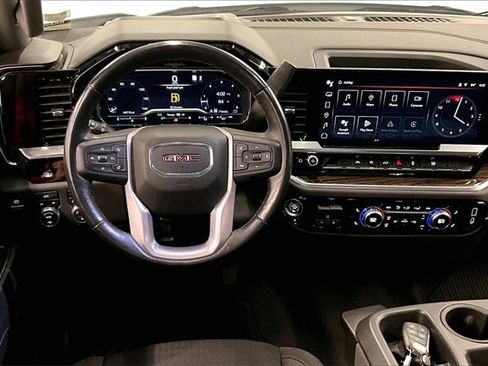 Used 2022 GMC Sierra 1500 Elevation image 5