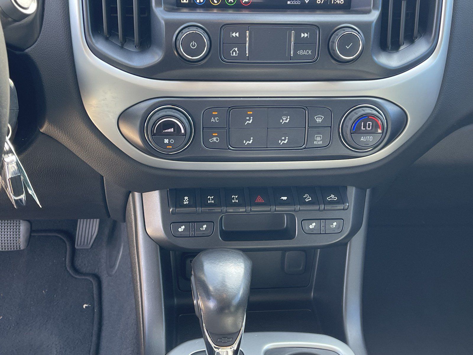 Used 2022 Chevrolet Colorado ZR2 AWD/4WD image 25