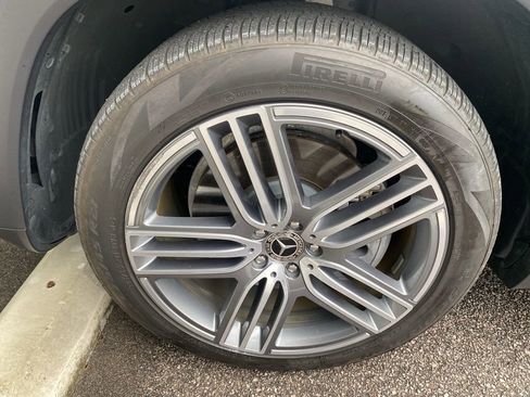 Certified 2024 Mercedes-Benz GLS 450 4MATIC image 9