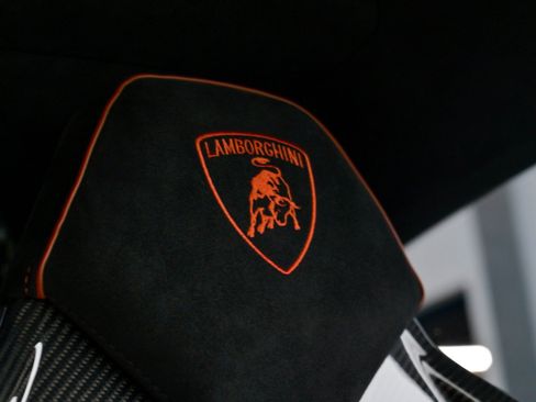 Used 2023 Lamborghini Huracan STO RWD image 41
