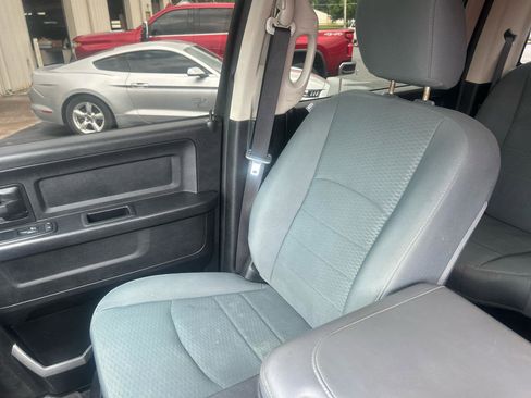 Used 2015 RAM 1500 Express AWD/4WD image 17
