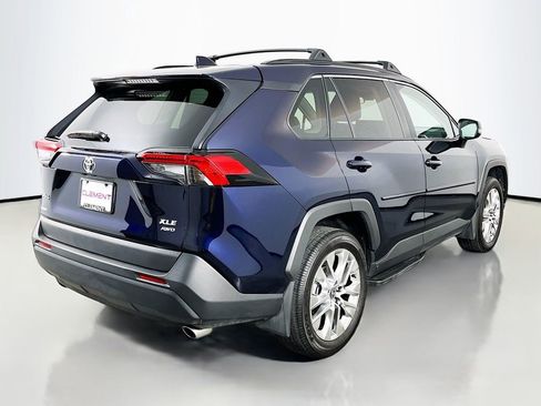 Used 2025 Toyota RAV4 XLE Premium AWD/4WD image 7