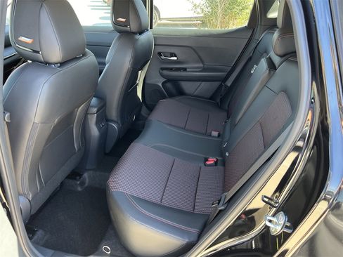 New 2026 Nissan Kicks SR w/ SR Premium Package image 18