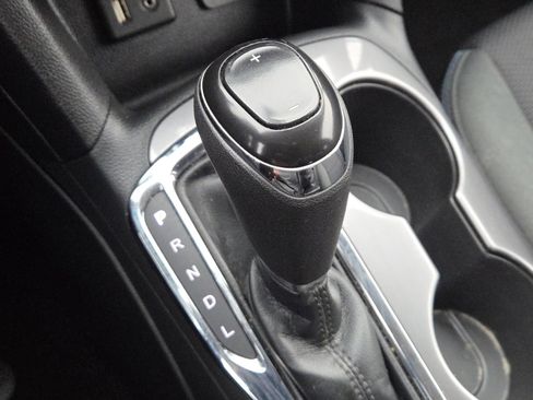 Used 2016 Chevrolet Cruze LT w/ Convenience Package image 30