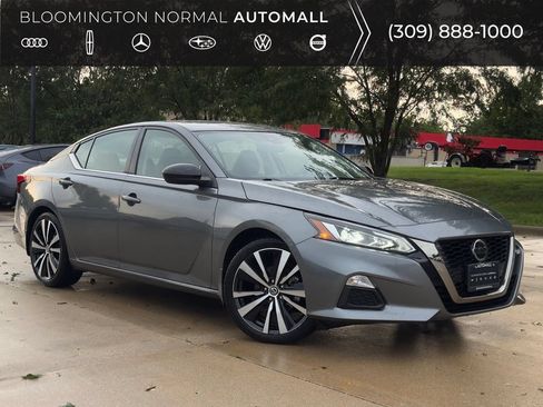 Used 2022 Nissan Altima 2.5 SR FWD image 1