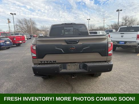 Used 2021 Nissan Titan PRO-4X w/ Pro-4x Convenience Package image 5