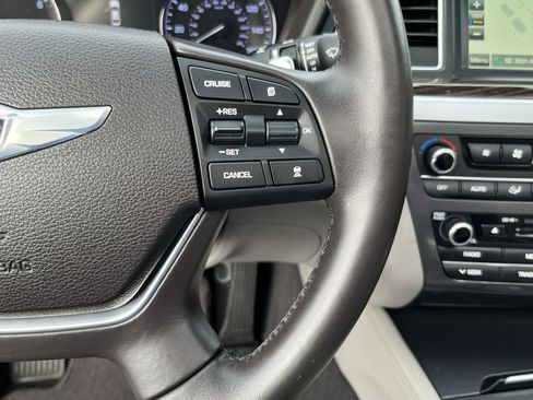 Used 2015 Hyundai Genesis 3.8 w/ Option Group 03 image 23