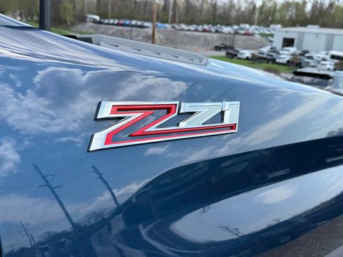 Used 2022 Chevrolet Silverado 2500 LT w/ Convenience Package AWD/4WD image 8
