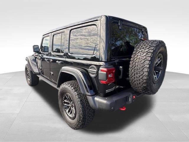 Used 2025 Jeep Wrangler Unlimited Rubicon AWD/4WD image 5