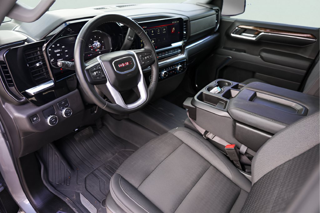 Used 2024 GMC Sierra 1500 Elevation RWD image 12