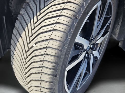 Used 2019 Honda Pilot Touring image 36