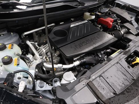 Certified 2023 Nissan Rogue Platinum w/ Platinum Premium Package image 16