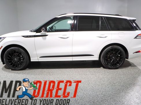 Used 2025 Lincoln Aviator Reserve w/ Equipment Group 201A AWD/4WD image 10