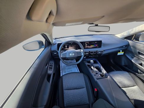 New 2026 Nissan Sentra SV w/ SV Convenience Package FWD image 11