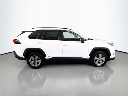 Used 2025 Toyota RAV4 LE image 8