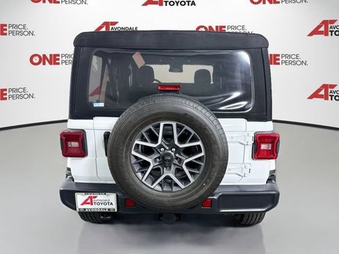 Used 2024 Jeep Wrangler Unlimited Sahara AWD/4WD image 6