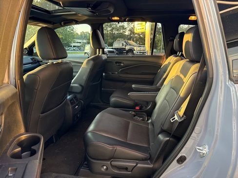 Used 2022 Honda Pilot Black Edition image 30