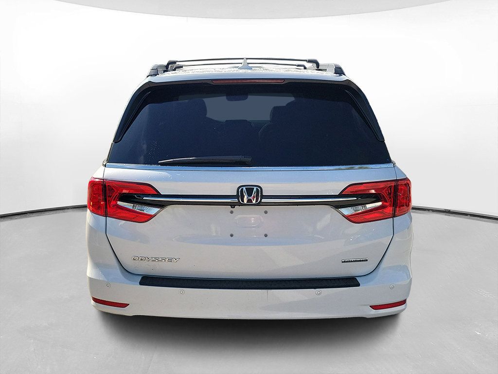 Used 2021 Honda Odyssey Touring image 5