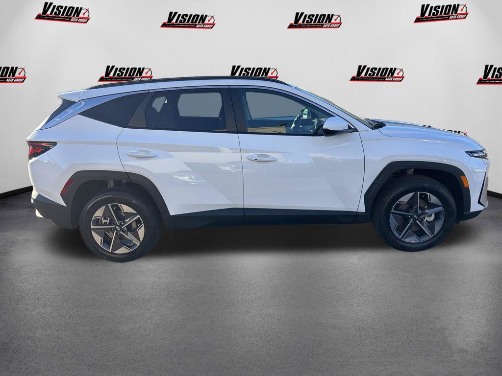 New 2026 Hyundai Tucson SEL w/ Tow & Go Package AWD/4WD image 6