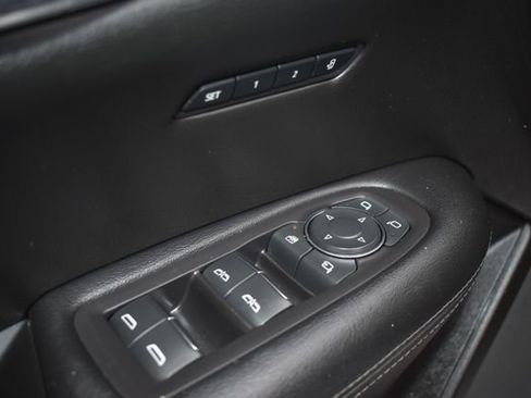 Used 2020 Cadillac XT5 Premium Luxury FWD image 20