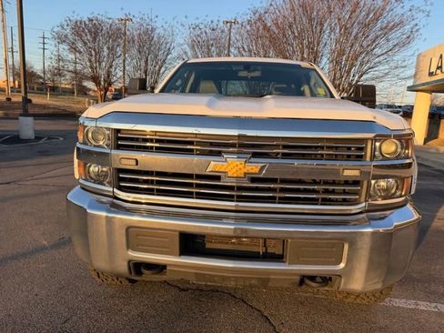 Used 2018 Chevrolet Silverado 2500 W/T w/ WT Convenience Package image 9