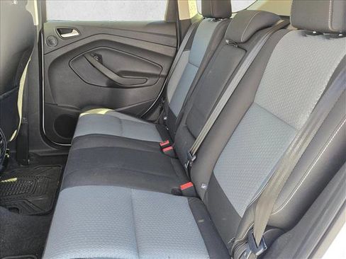 Used 2017 Ford Escape SE w/ Equipment Group 201A image 15