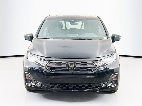 Used 2025 Honda Odyssey Sport-L image 2