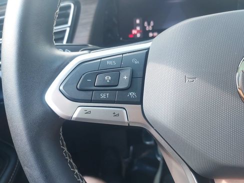 Used 2024 Volkswagen Atlas SEL AWD/4WD image 24