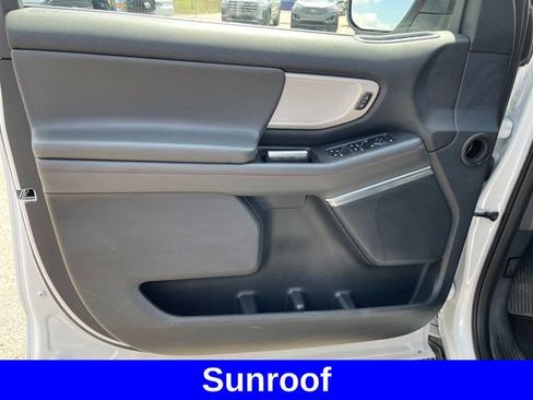 Used 2025 Ford Expedition Max Active AWD/4WD image 10
