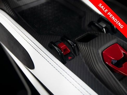 Used 2024 Lamborghini Revuelto image 24