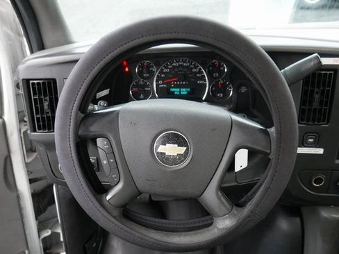 Used 2014 Chevrolet Express 4500 w/ Shuttle Bus Package RWD image 12
