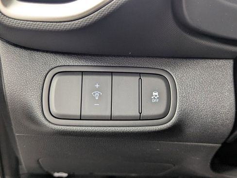 New 2026 Hyundai Venue SEL FWD image 13