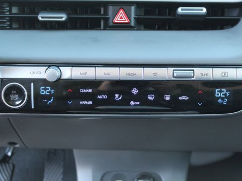 Used 2023 Hyundai Ioniq 5 SE image 21